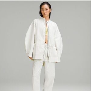 Lululemon Athletica - Cinch Waste Stretch Jacket ( Medium)
